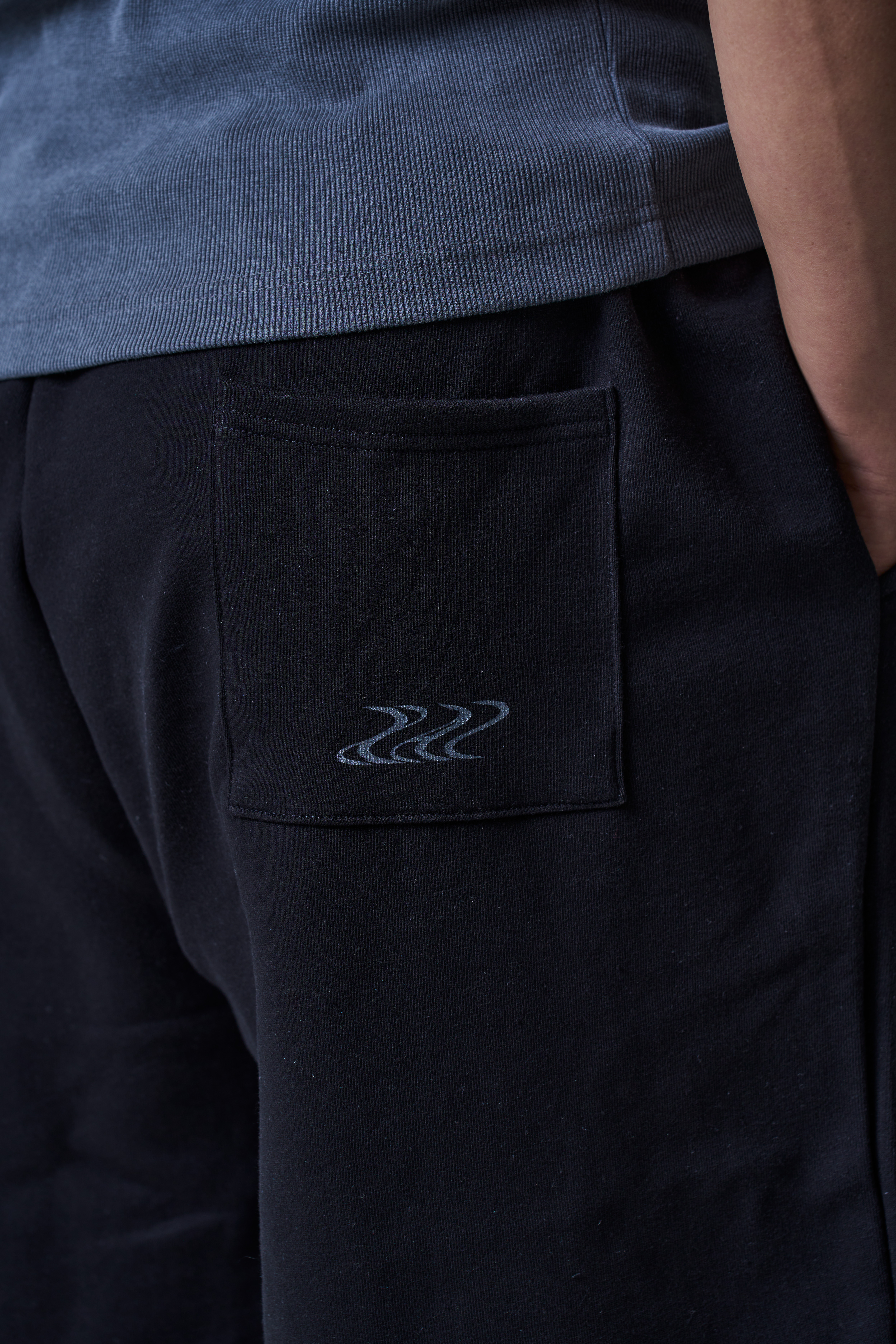 XAI Back Pocket Point Logo Bermuda Pants - Pigment Charcoal 4