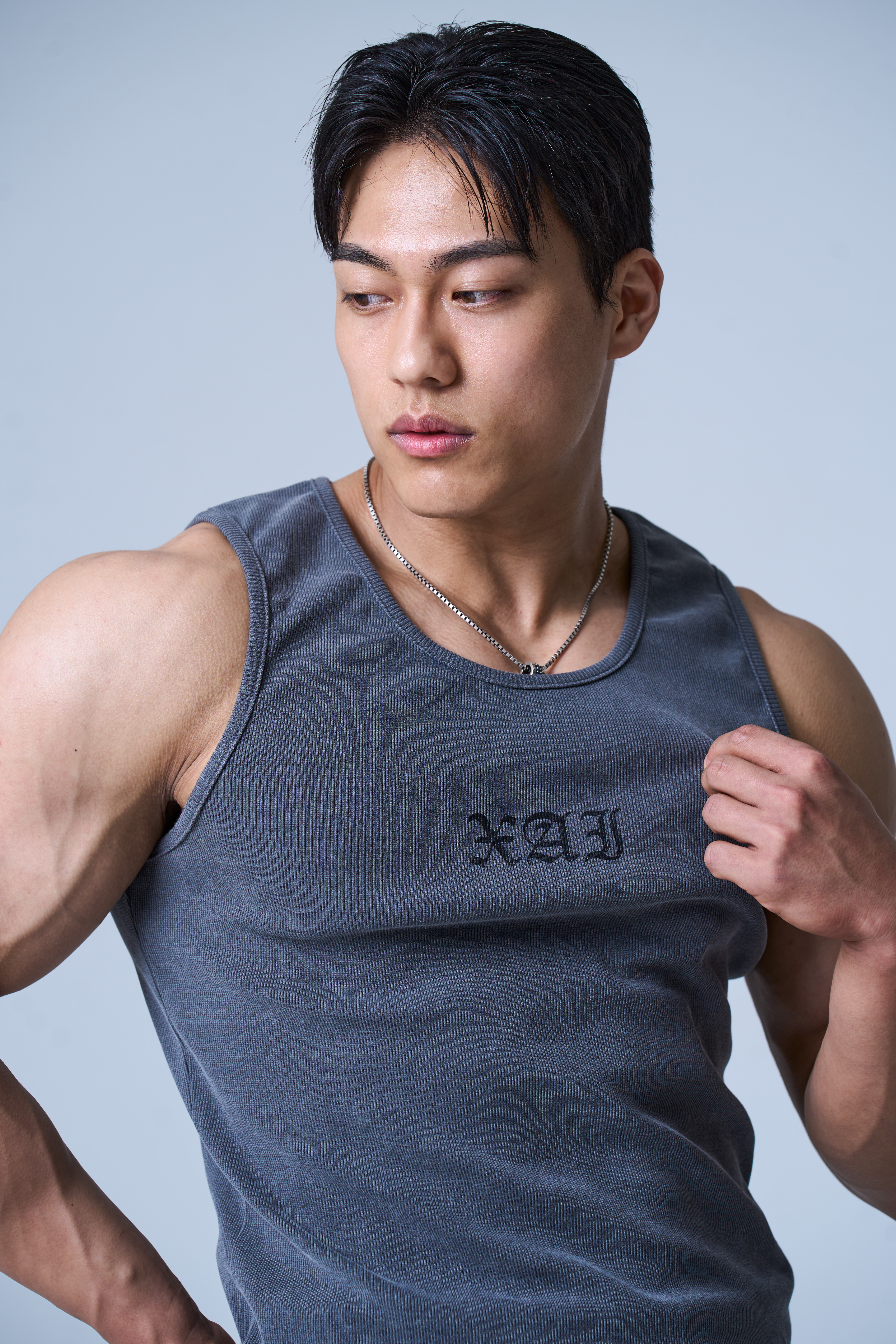XAI Font Sleeveless - Pigment Charcoal 4